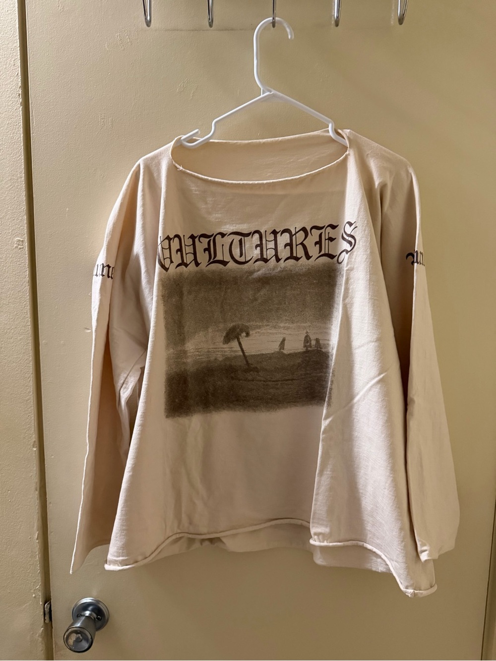 Yeezy Cream 'Vultures' Graphic Crewneck Sweater